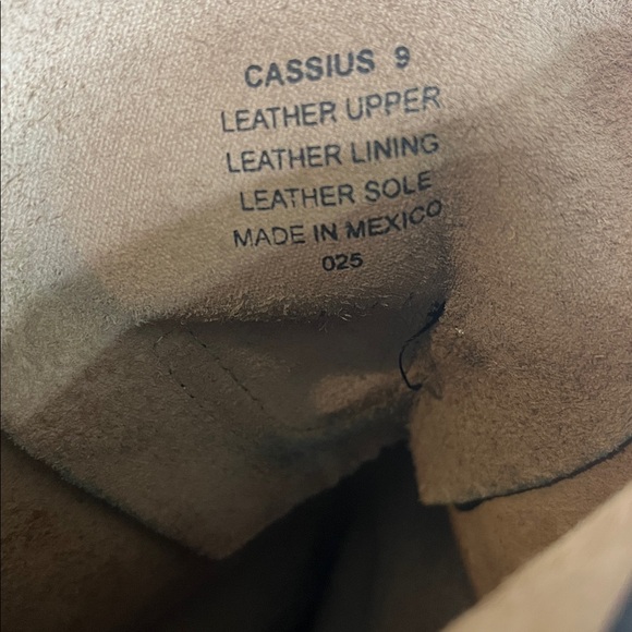 Freebird Cassius distressed leather boots - Picture 11 of 12